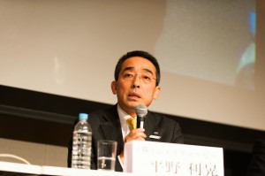 JTB国内商品事業本部　副本部長の平野利晃氏。震災以前からある問題も含めて、長期的に取り組む必要性について言及した