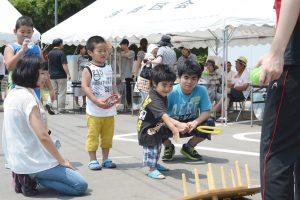 夏祭りも共催し、子どもらとも交流を深めた（いわき市、写真提供＝支援室）